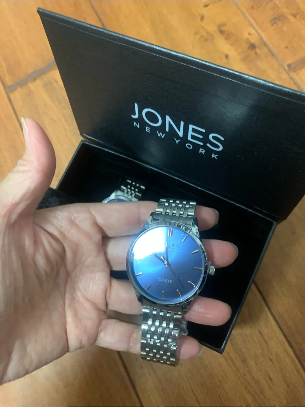 New with tag! Jones New York His & Hers Watch Set with box - need batteries